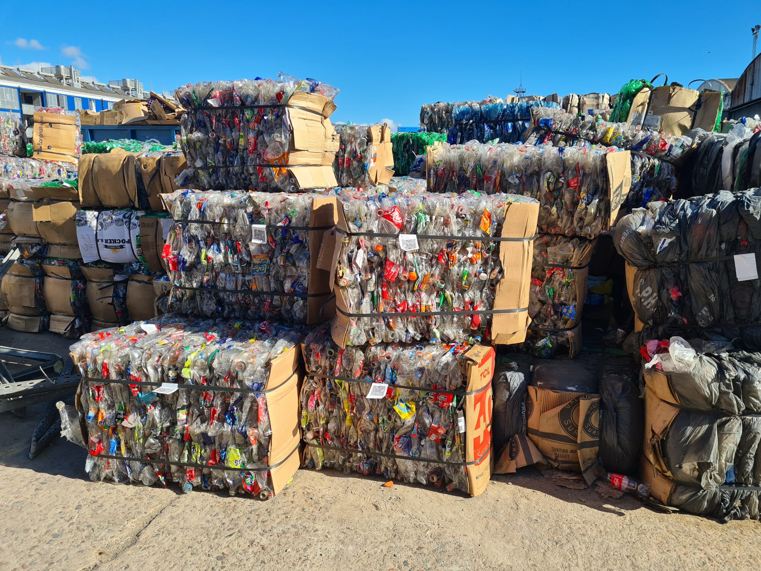 Revolutionizing Recycling:  The Future Of Refurbished Material Recovery - t96uqqc
